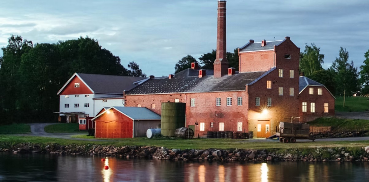 Lørdagstur 14.juni til Atlungstad Brenneri